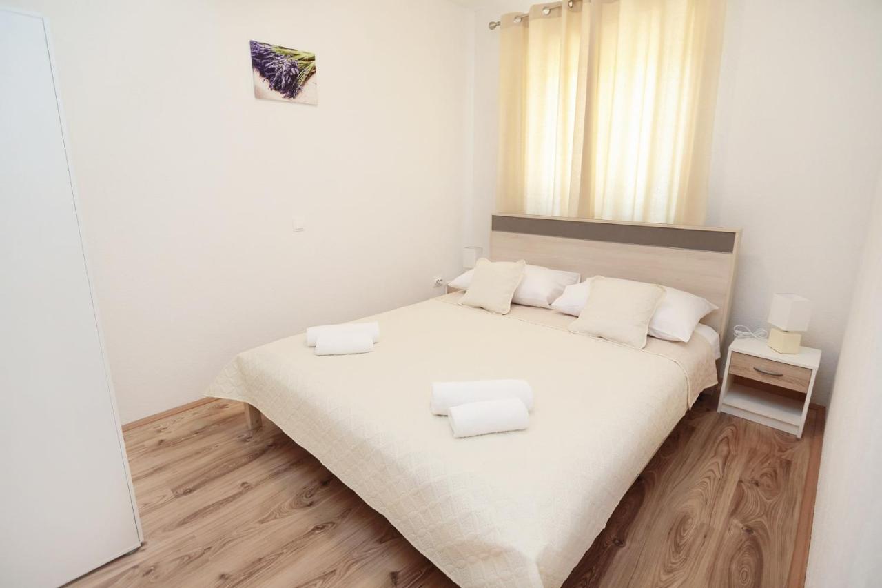 Apartments By The Sea Cove Zastupac, Hvar - 8761 Hvar Town Exterior photo