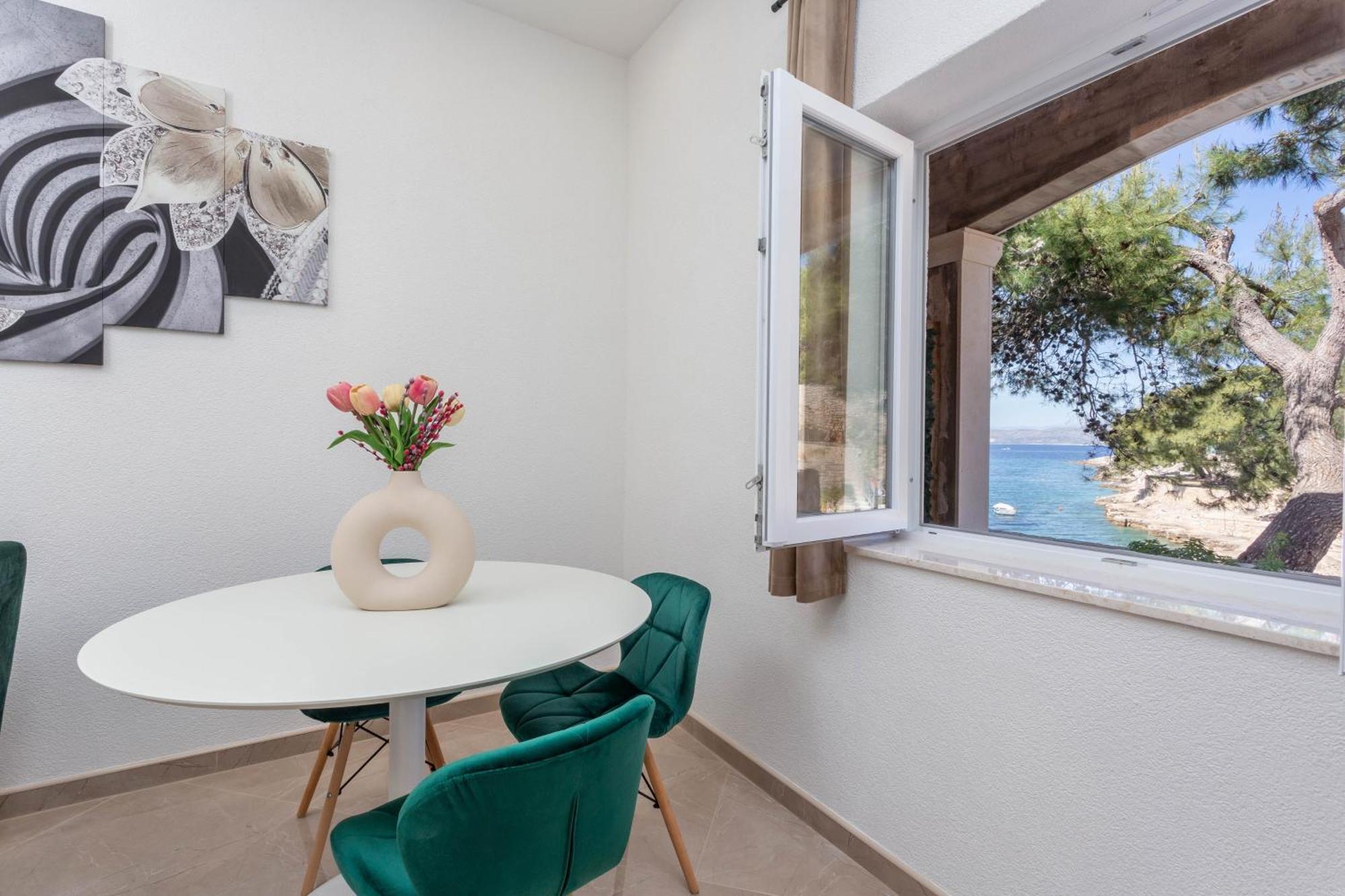 Apartments By The Sea Cove Zastupac, Hvar - 8761 Hvar Town Room photo